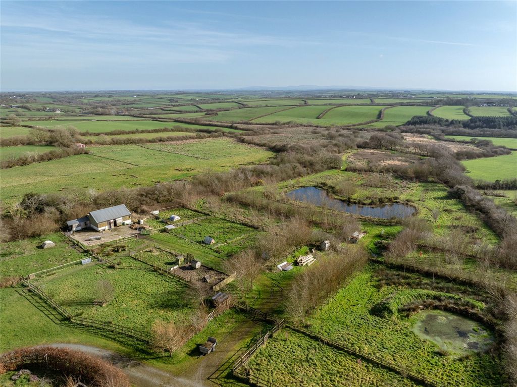 Property photo 2 of 25 Picture No. 02