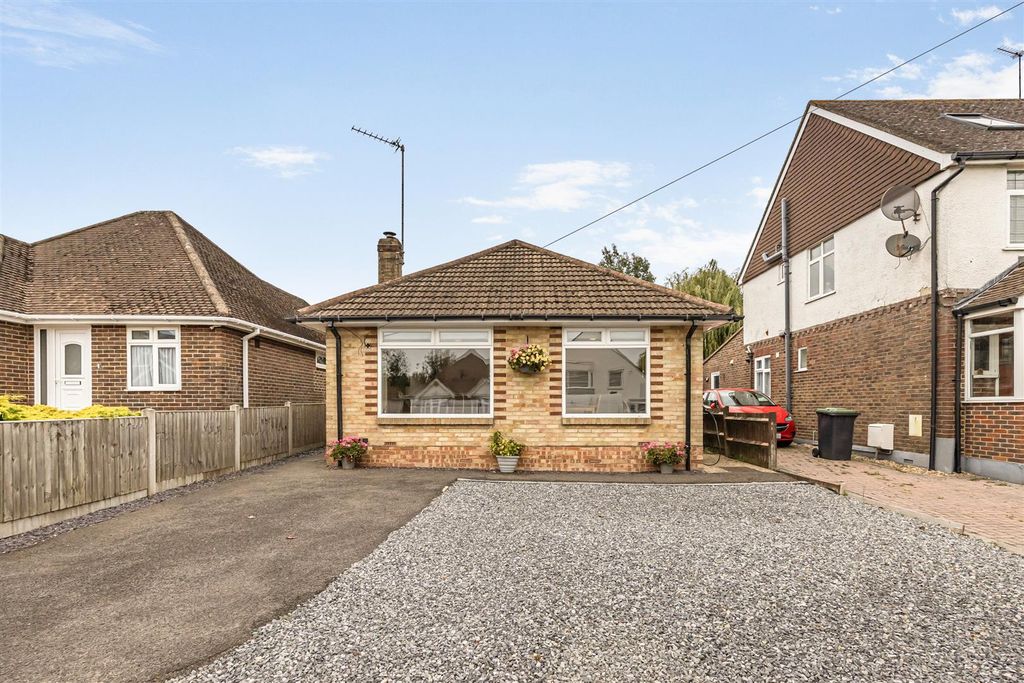 Property photo 1 of 27 Front Of House.Jpg