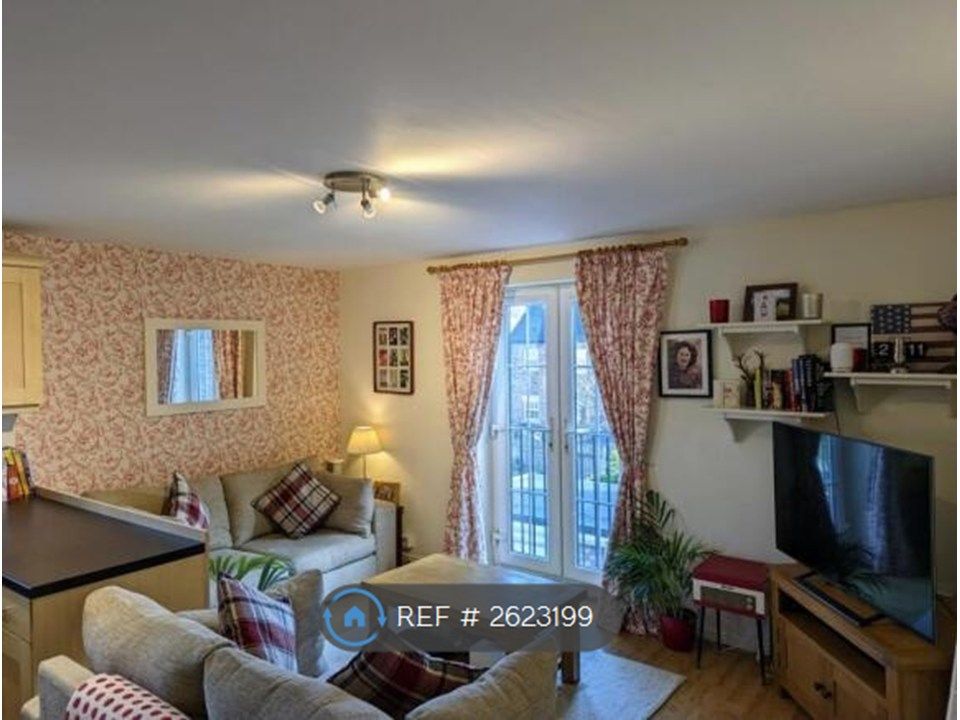 Property photo 3 of 11