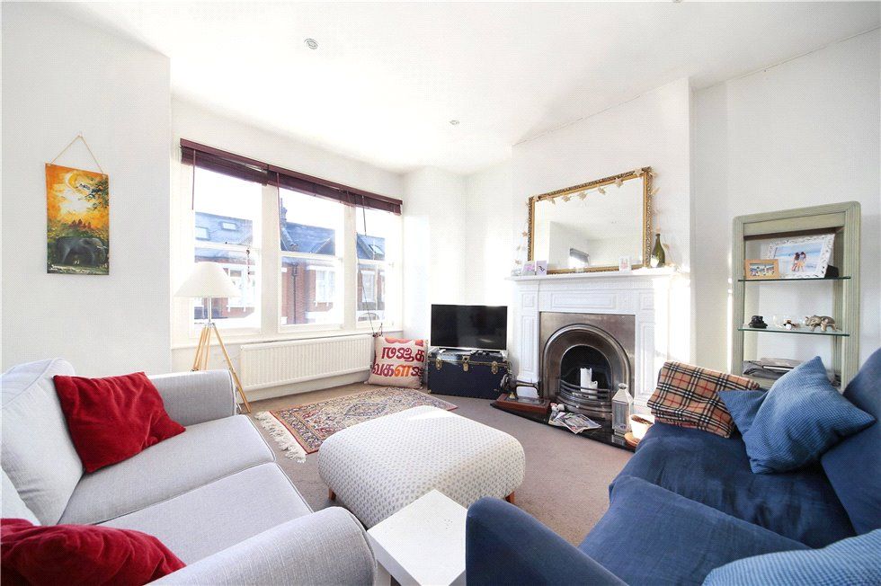 Property photo 2 of 10