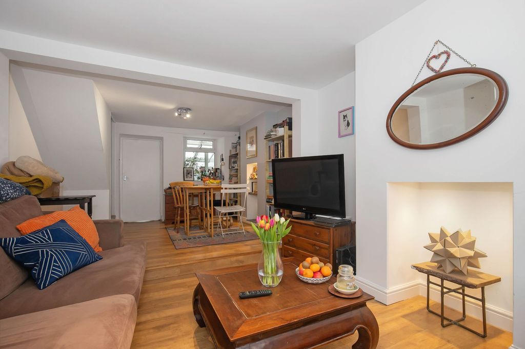 Property photo 1 of 24