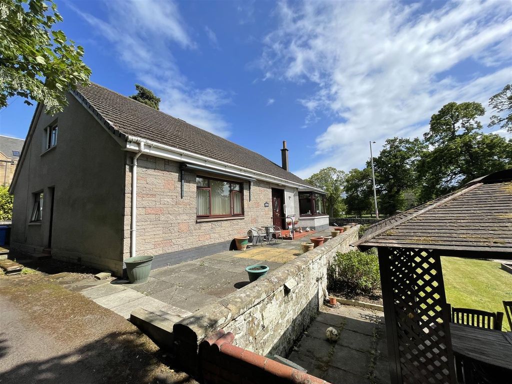 Additional image 15 of 3 bed detached bungalow for saleView Park, 1 East Road, Cupar KY15