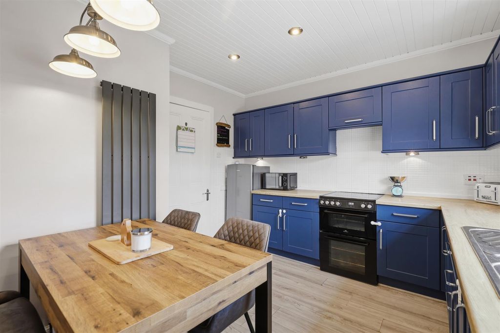 Property photo 3 of 43 Crum9378.Jpg
