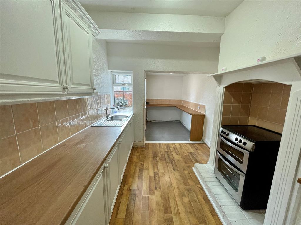 Property photo 3 of 10 4.Jpg