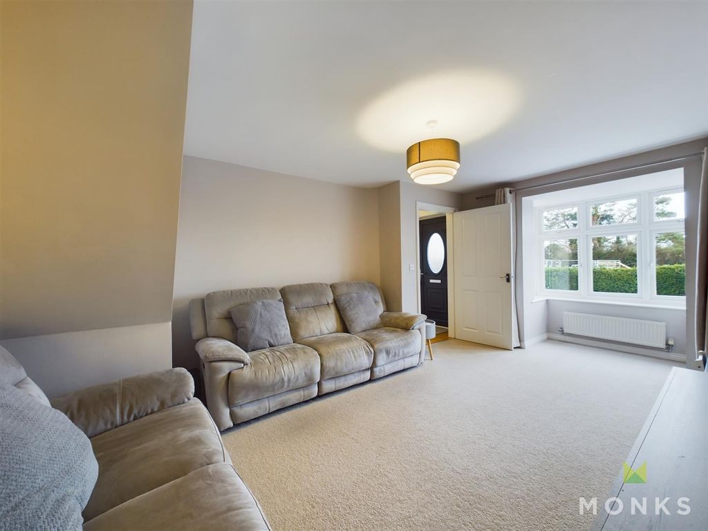 Property photo 3 of 21 Cam01420G0-Pr0554-Still013.Jpg