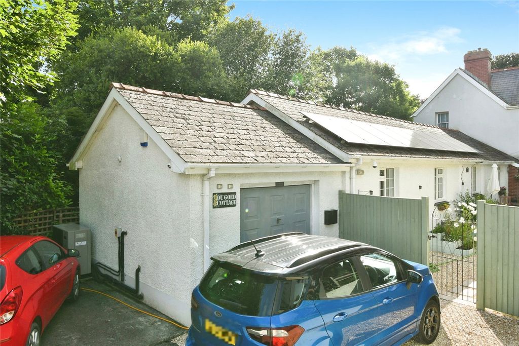 Property photo 2 of 17 Picture No. 02