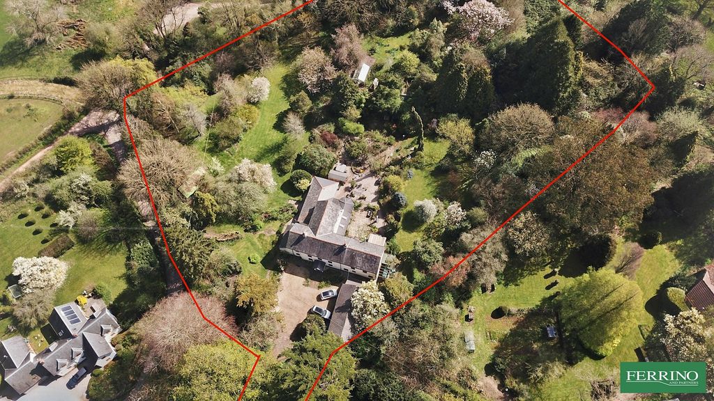 Property photo 2 of 35 Boundary