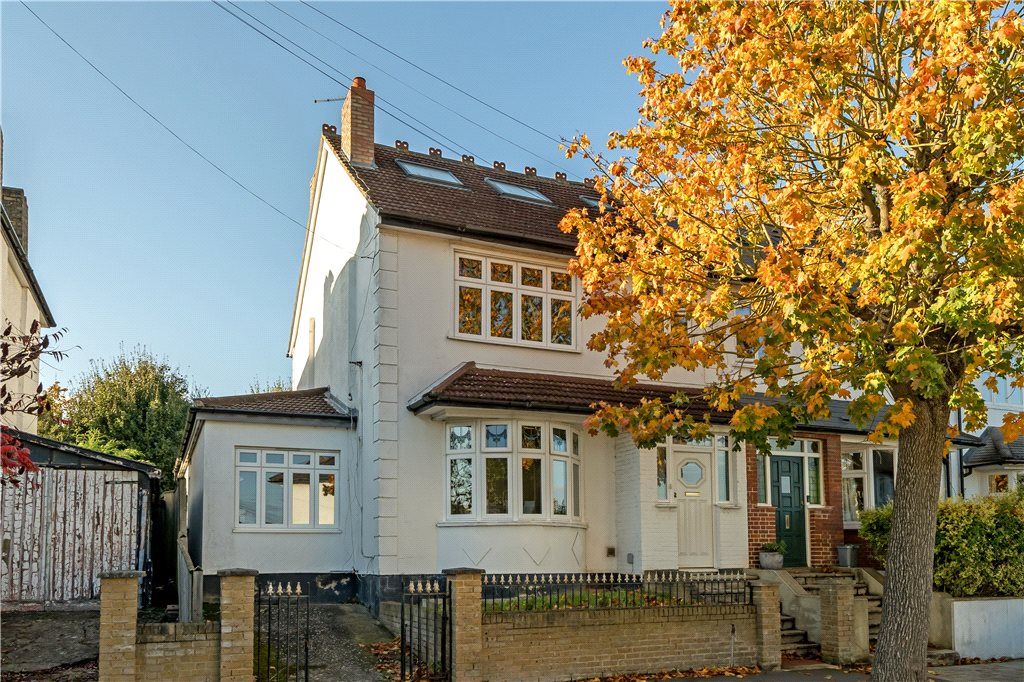 Property photo 1 of 19 External