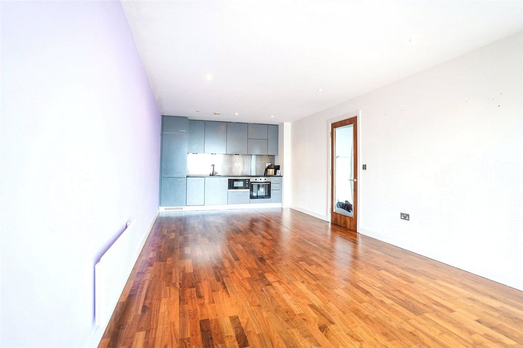 Property photo 2 of 10 Picture No. 04