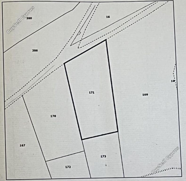 Property photo 3 of 3