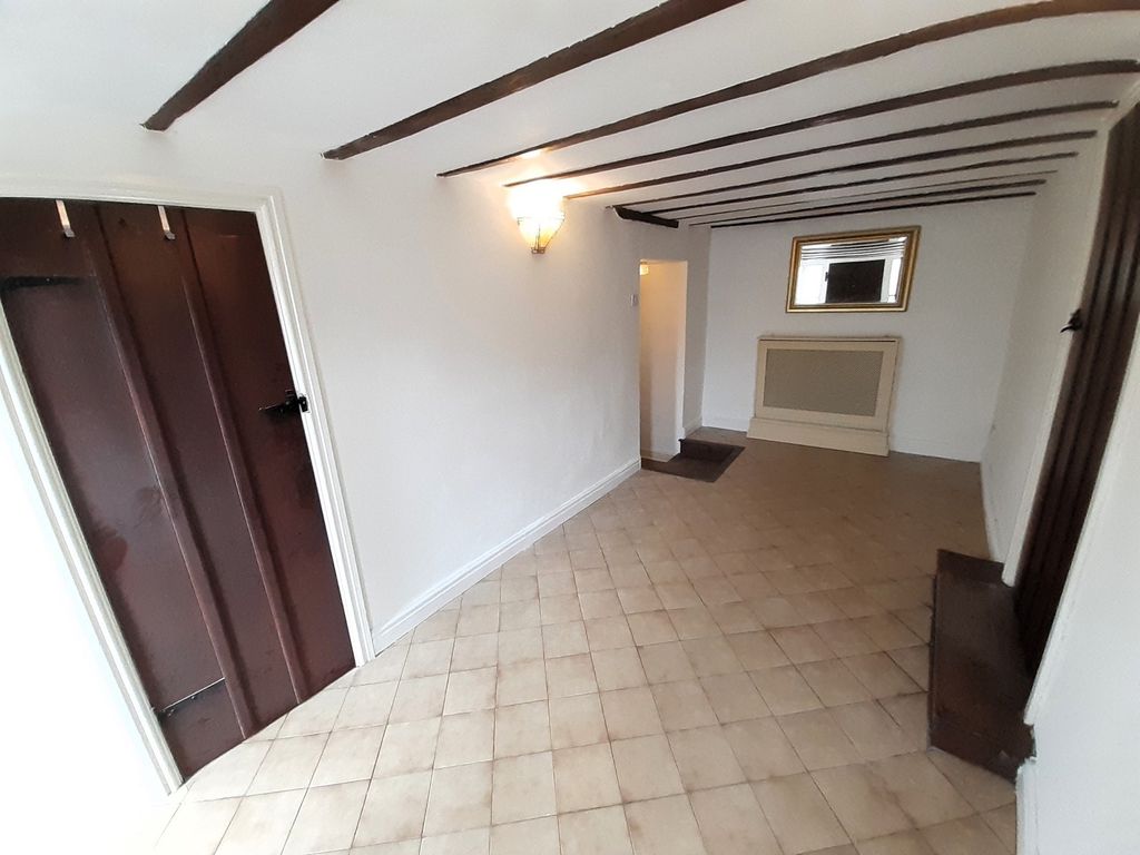 Property photo 2 of 26 Entrance Hall