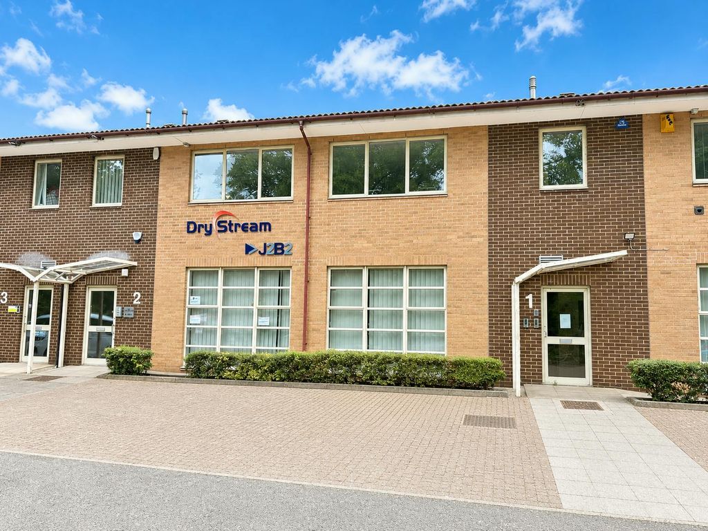 Property photo 1 of 3 Stroud Offices Exterior 1.Png