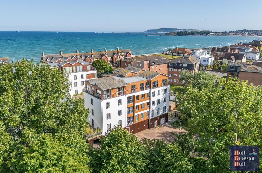 Property photo 1 of 16 968Ded27-Df04-4E67-9848-42A6B535d90d.Jpg