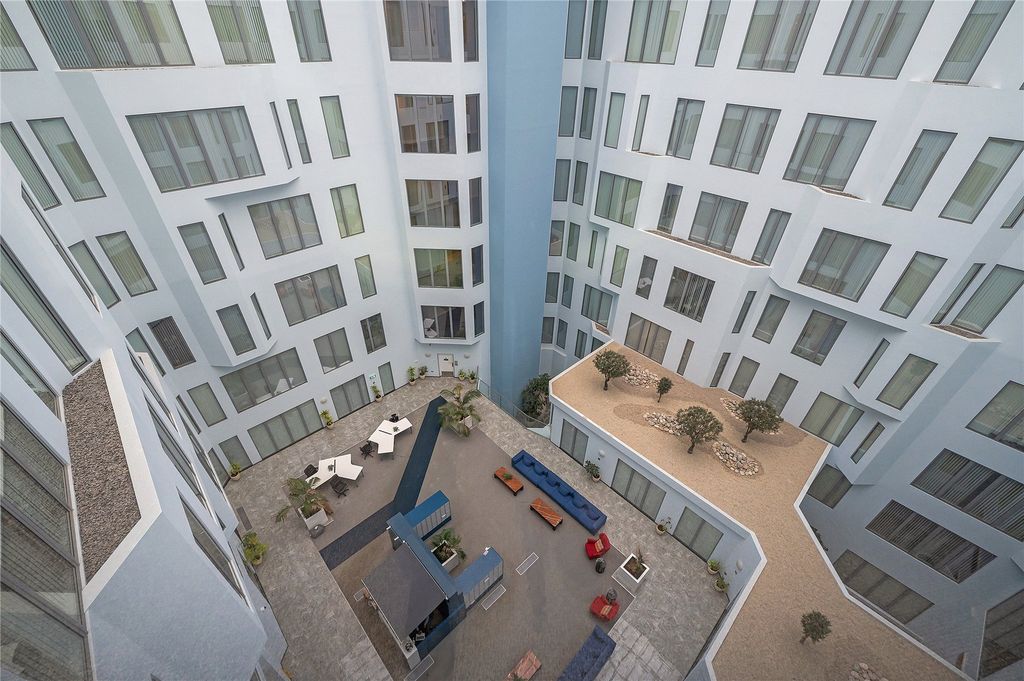 Property photo 3 of 8 Picture No. 11