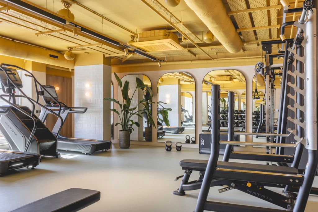 Property photo 3 of 16