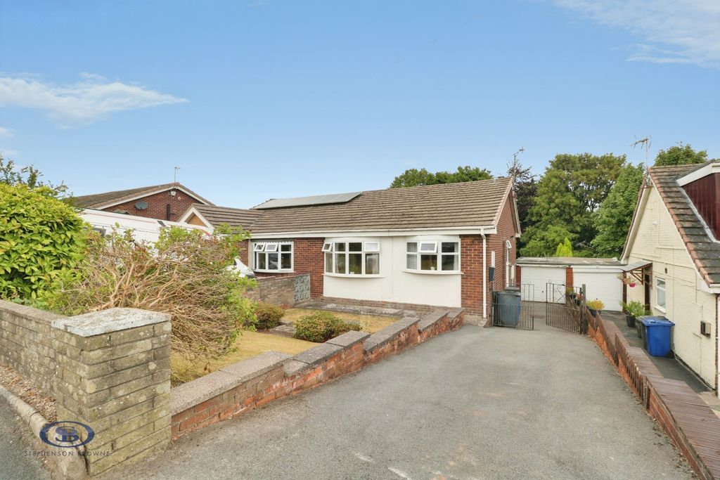 Property photo 1 of 17 Pbox-Img.Jpg