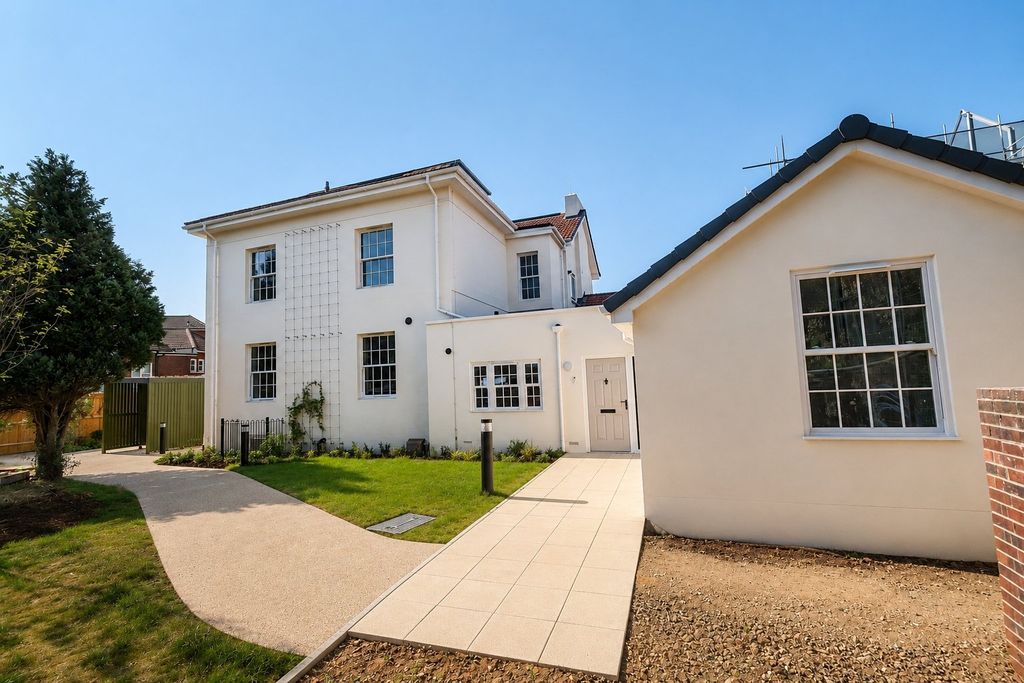 Property photo 1 of 12 Picture No. 29