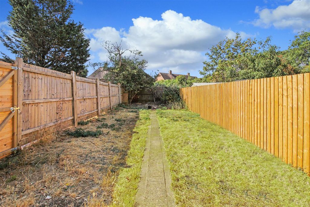 Property photo 3 of 18 Rear