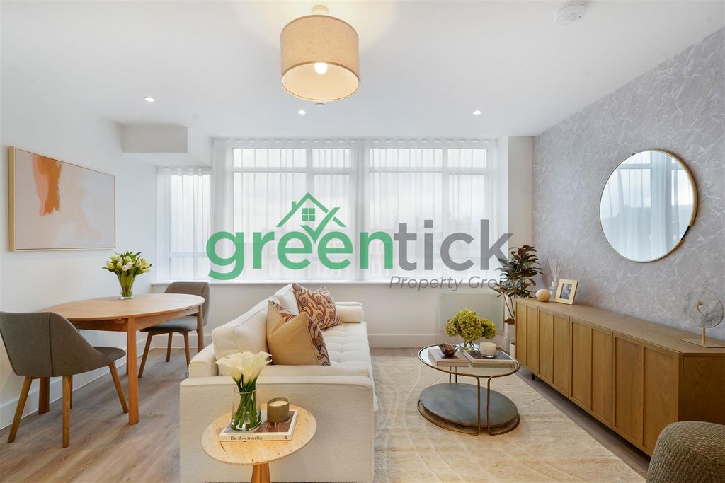 Property photo 2 of 13 Elgar House - Gdv8B4Kpn5Hijxkwmchg.Jpg