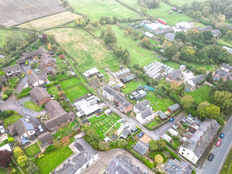 Property photo 3 of 30 Photo 29