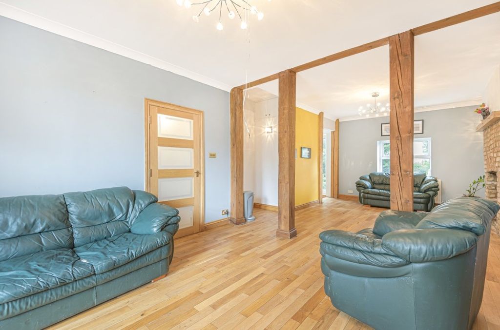 Property photo 2 of 11 Picture No. 03
