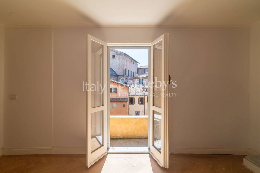 Property photo 3 of 28