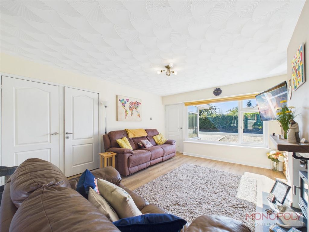 Property photo 2 of 19 Cam03815G0-Pr0347-Still006.Jpg