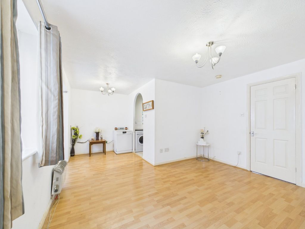 Property photo 3 of 19 Picture No. 12