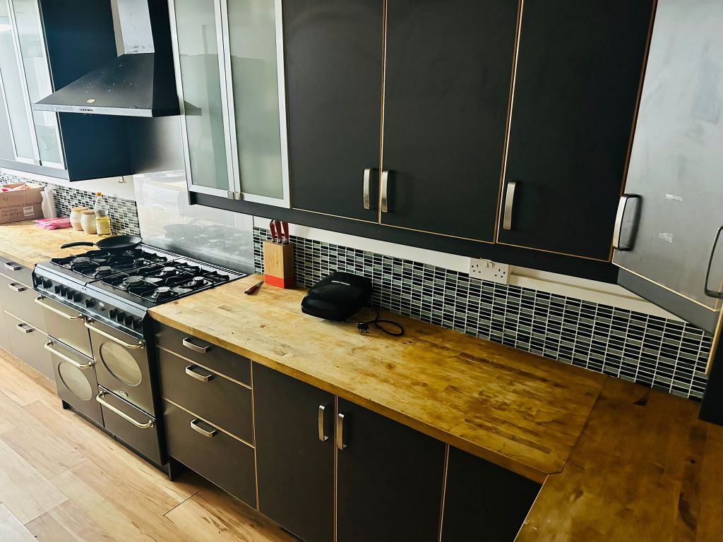Property photo 3 of 4