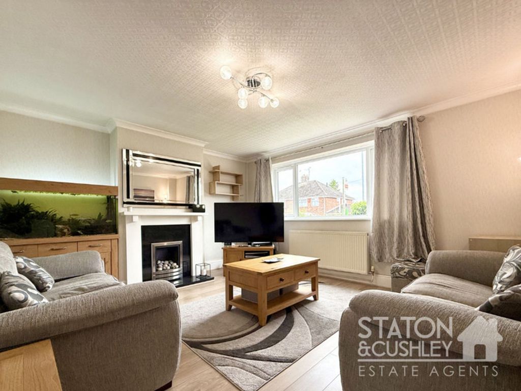 Property photo 3 of 33