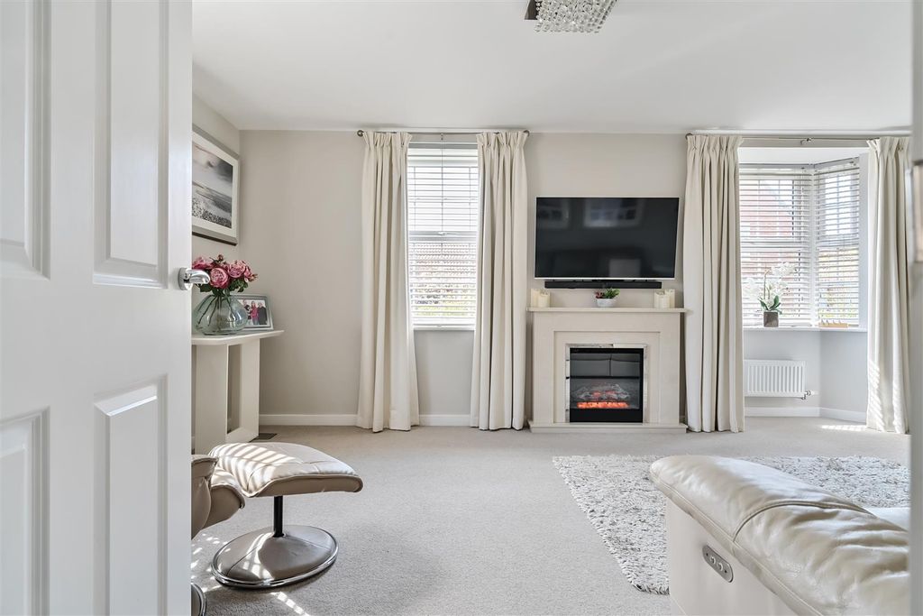 Property photo 3 of 19 1112460 (19).Jpg
