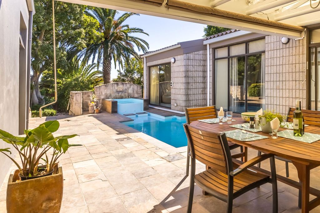 Property photo 3 of 43 Dbv1687876