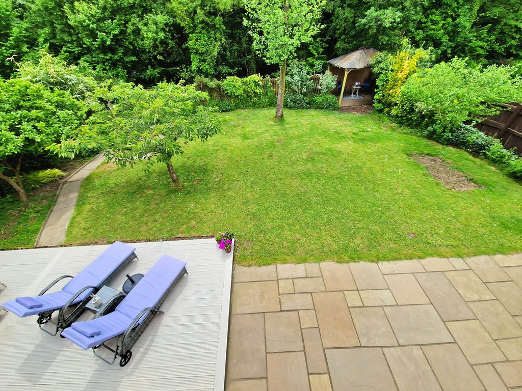 Property photo 3 of 39