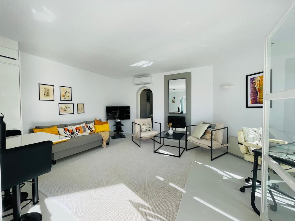 Property photo 2 of 9 02.Jpeg