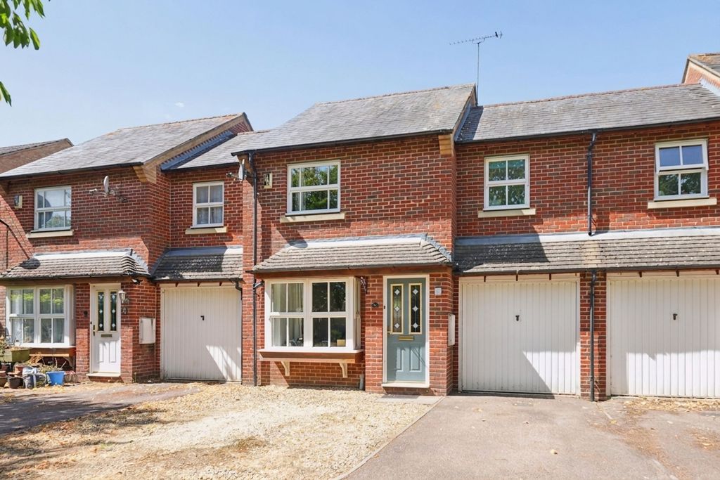 Property photo 1 of 18