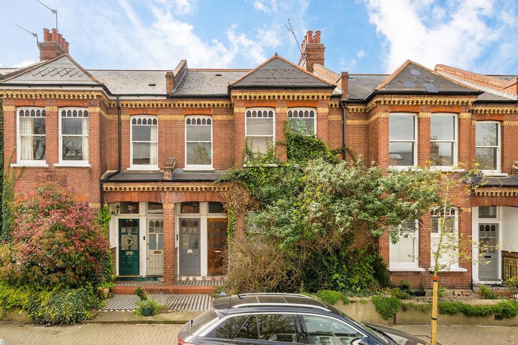 Property photo 1 of 8