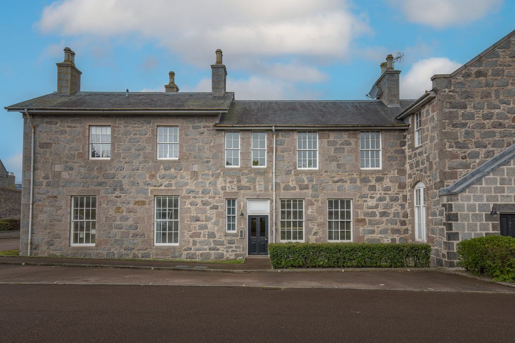Property photo 1 of 13 Ext1