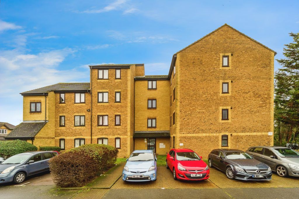 Property photo 1 of 19