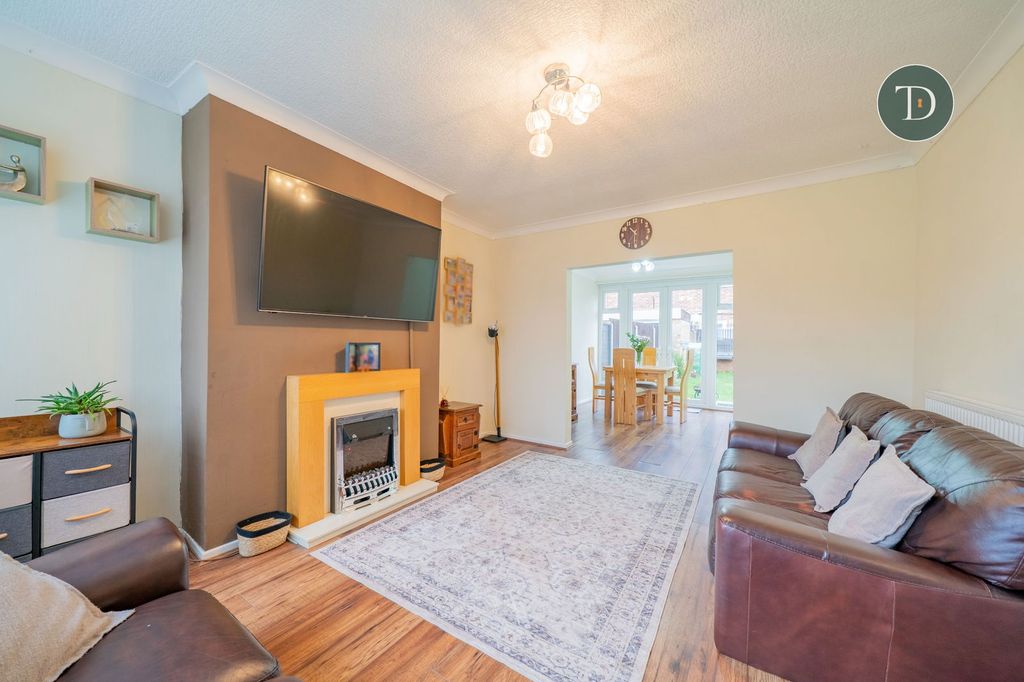 Property photo 2 of 22