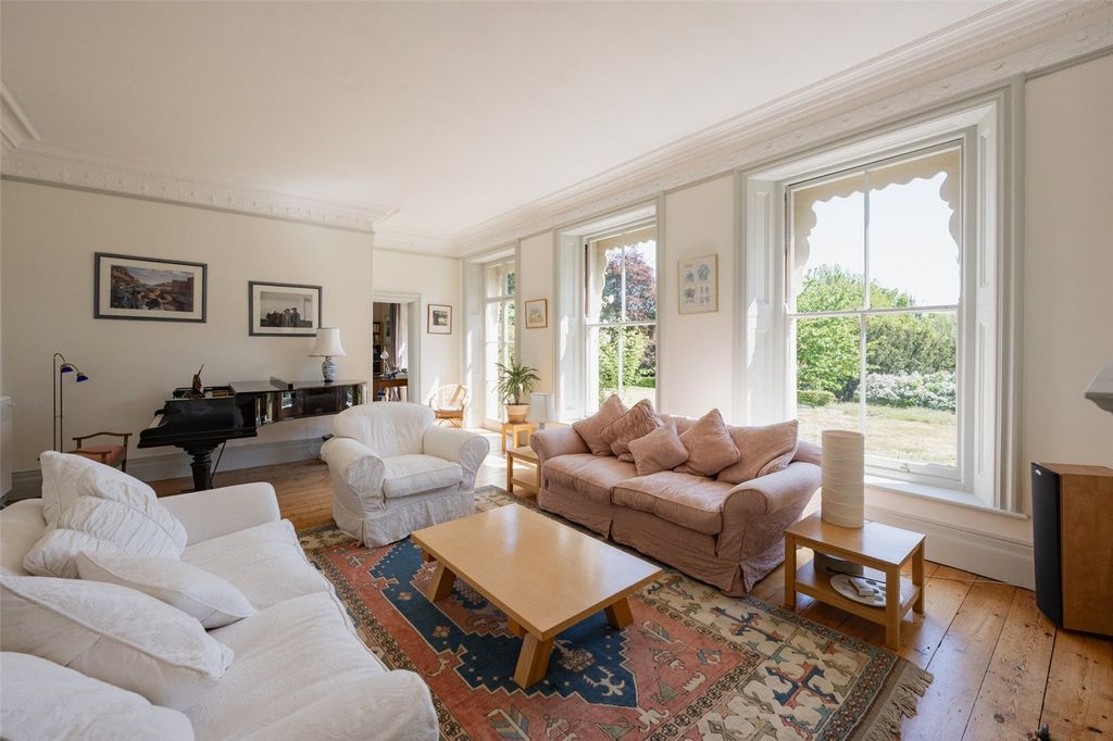 Property photo 3 of 28 Drawing Room