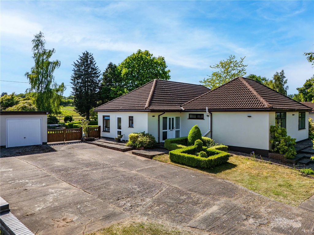 Property photo 1 of 45 Picture No. 98