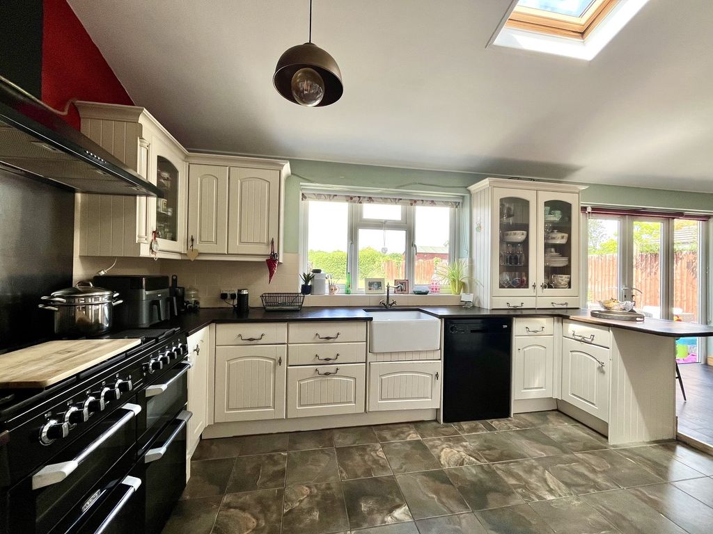 Property photo 3 of 13 Not Specified