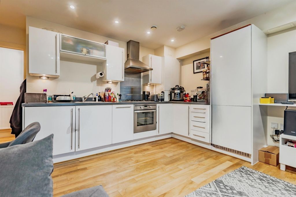 Property photo 3 of 8