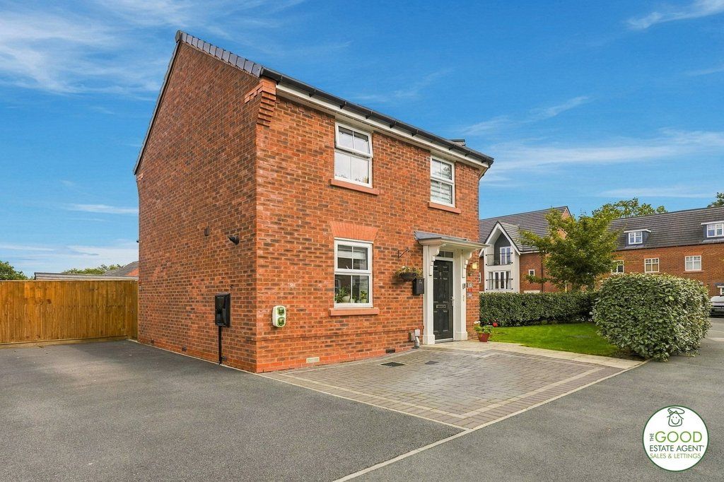 Property photo 1 of 32