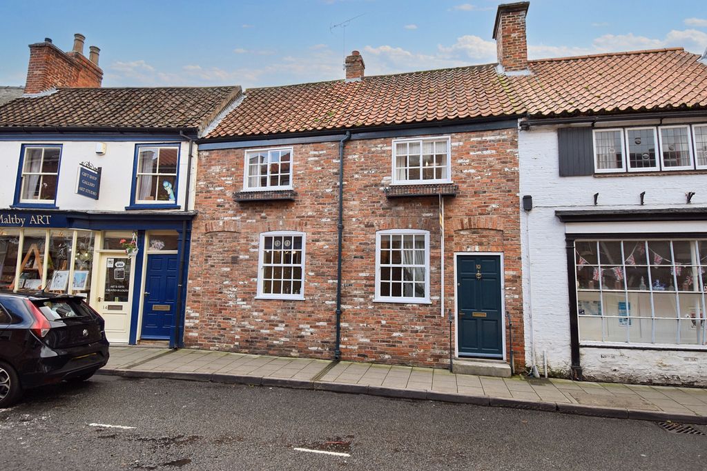 Property photo 2 of 22