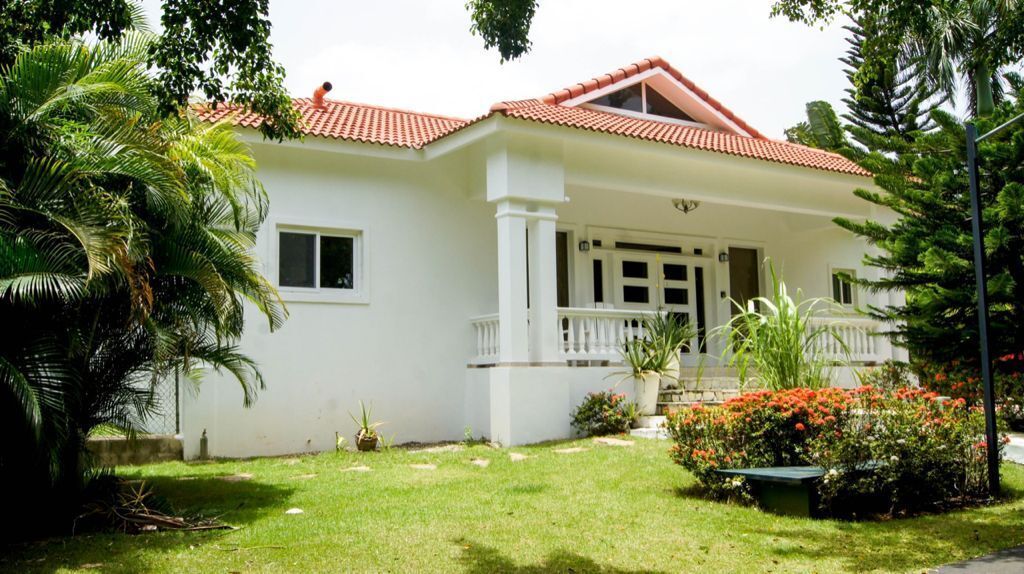 Property photo 1 of 26