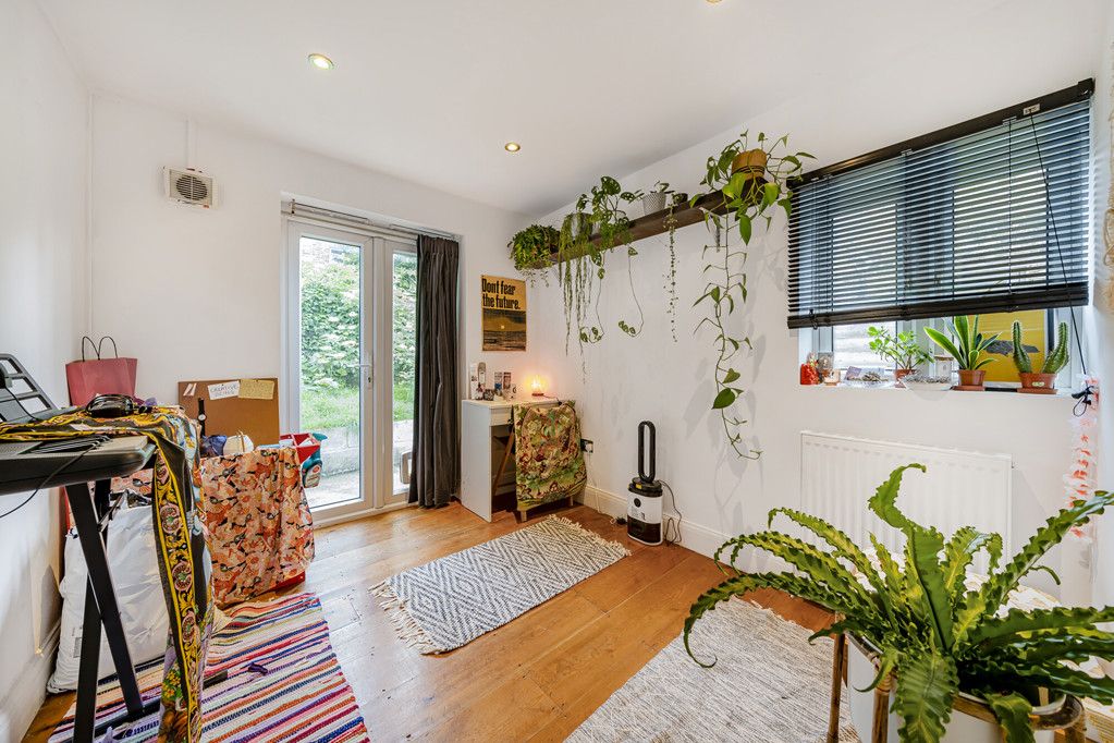 Property photo 3 of 14 Reception