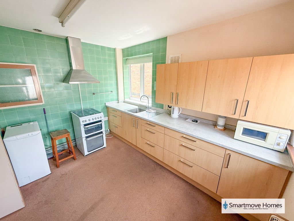 Property photo 3 of 17