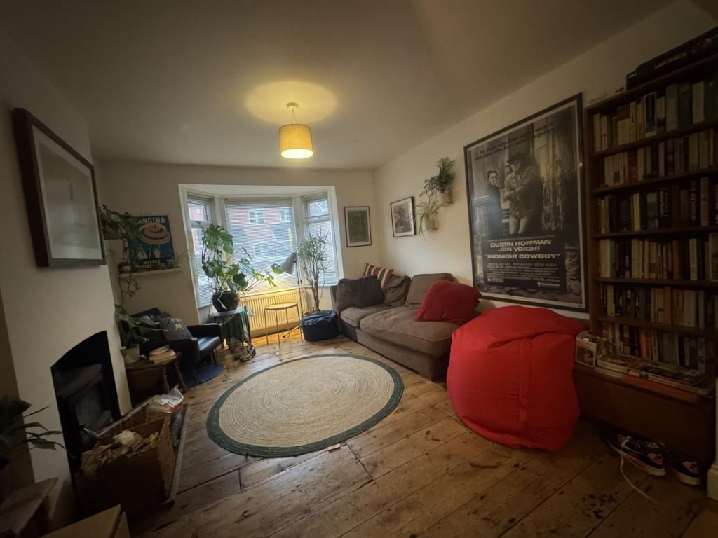 Property photo 1 of 7 Reception