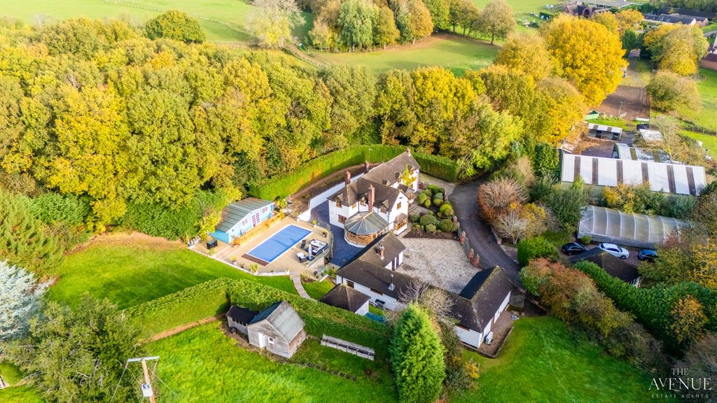 Property photo 2 of 45 4560625